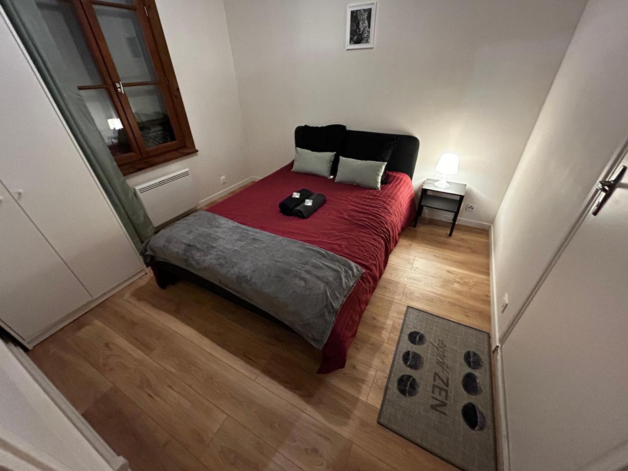 Apartment La Preize Station - Theatre De Champagne - Wifi *