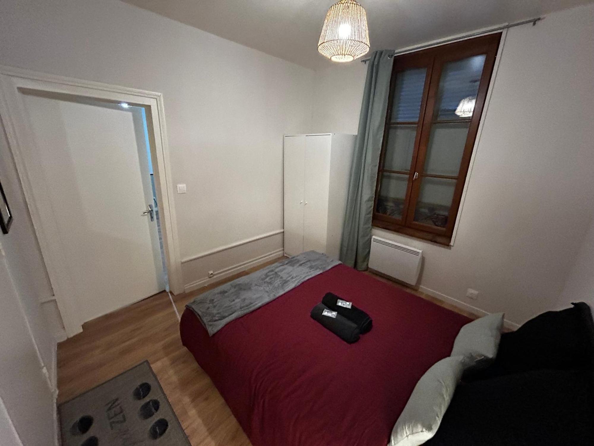 Apartment La Preize Station - Theatre De Champagne - Wifi Troyes